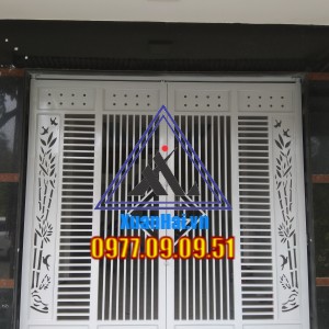 CỬA CỔNG SẮT 18