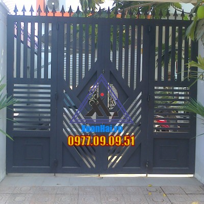 CỬA CỔNG SẮT 07