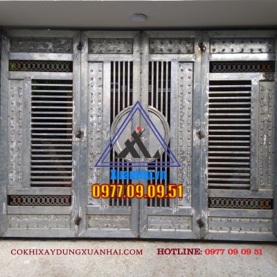 CỬA CỔNG SẮT 01