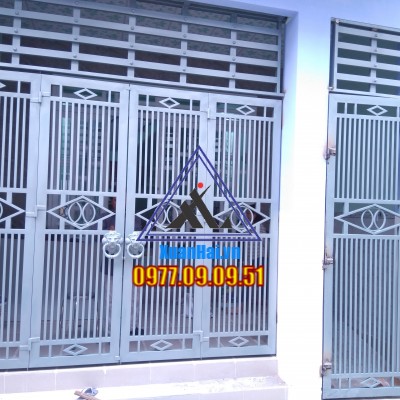 CỬA CỔNG SẮT 17